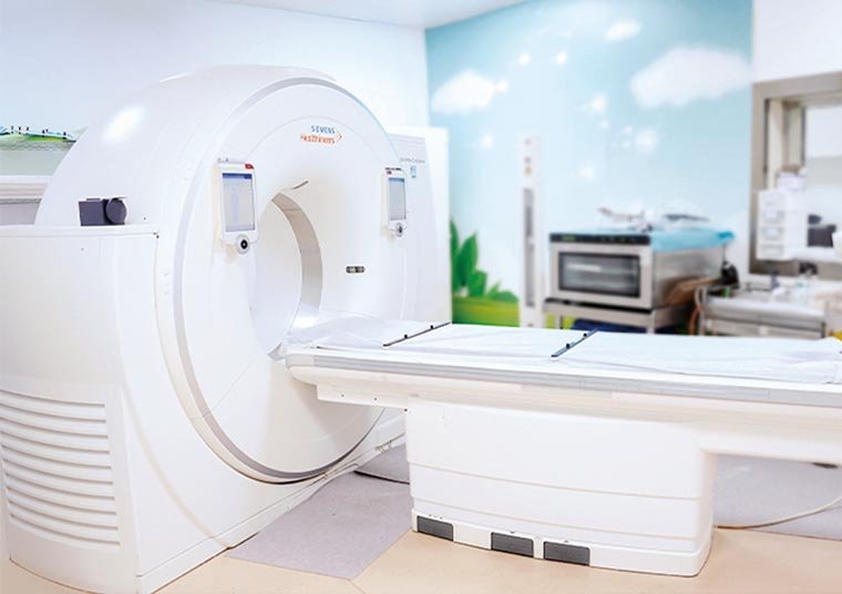 Siemens Next-Generation Dual-Energy Photon 4D Large-Bore Helical Simulation CT